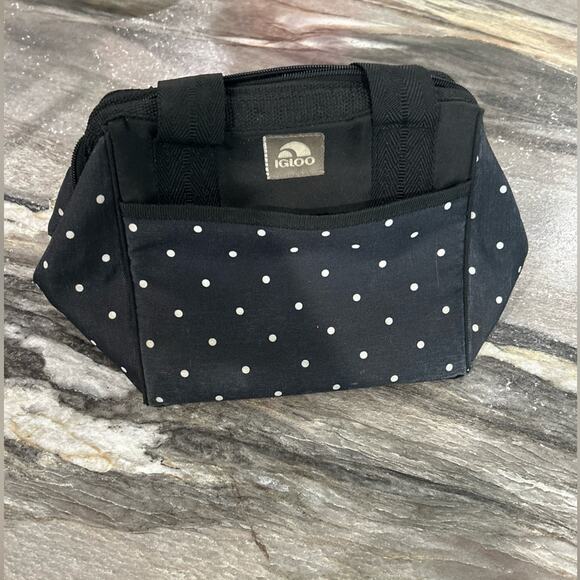 Igloo Lunch bag- black polka dot - Picture 1 of 7